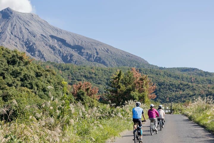Sakurajima Off Limits Trail Journey with E-bike — photo 4