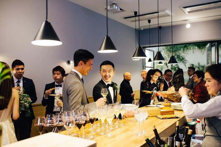 Private 3 Hour Wedding Reception Photography with Lunch in Tokyo — photo 2