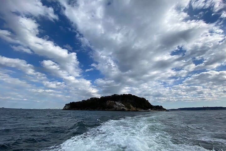 Yokosuka Adventure: Explore Uninhabited Island — photo 3