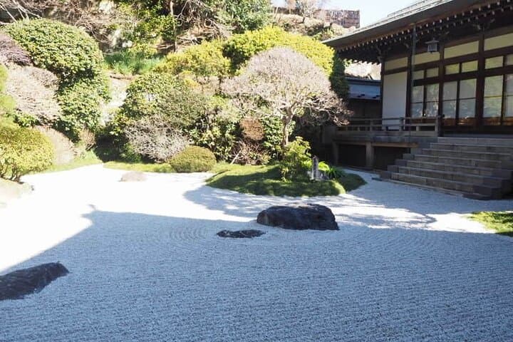 Day Trip Kamakura from Tokyo with National Licensed Guide — photo 7