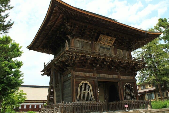 Hirosaki 4hr Private Tour with Government-Licensed Guide — photo 17