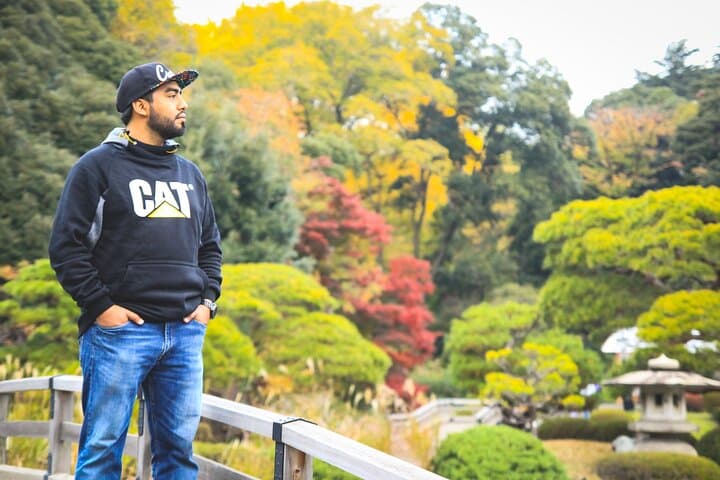 Private Tour in Shinjuku with a Spanish-Speaking Photographer — photo 7