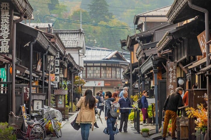 Shirakawago and Hida Takayama Tour From Nagoya — photo 6