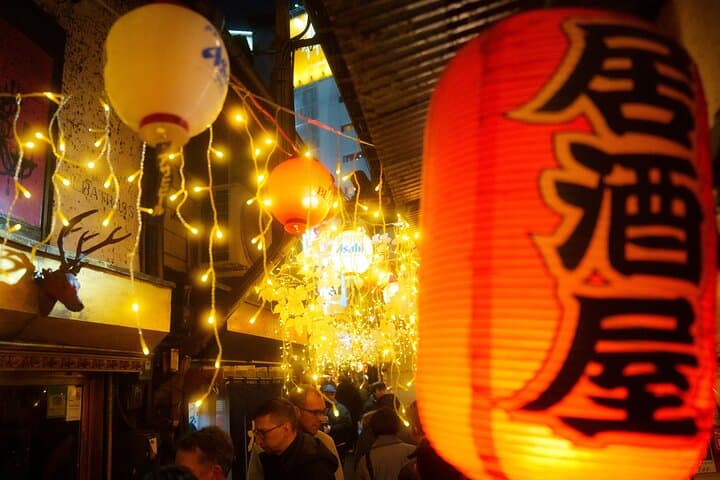 Bar Hopping Tour with a local Guide in Shinjuku — photo 13