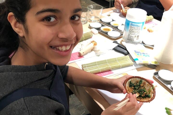 Sushi Making and Sake Tasting Experience — photo 7