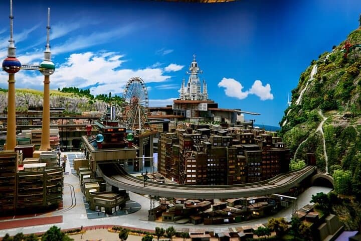 SMALL WORLDS Miniature Museum Japan — photo 1