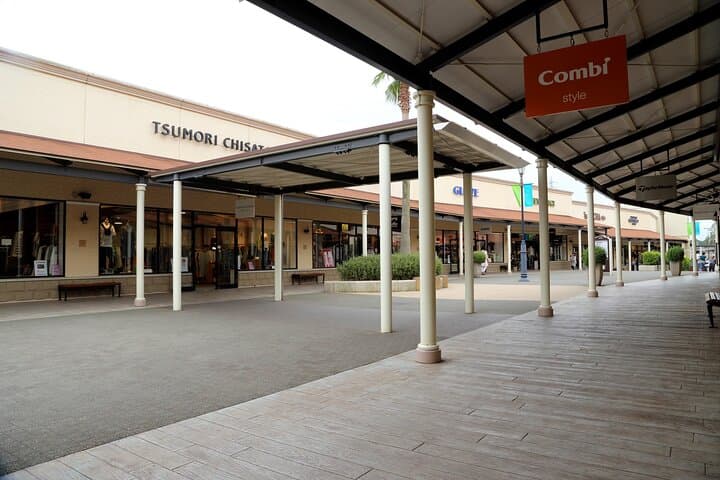 Private Shopping Tour from Tokyo to Ami Premium Outlets — photo 3
