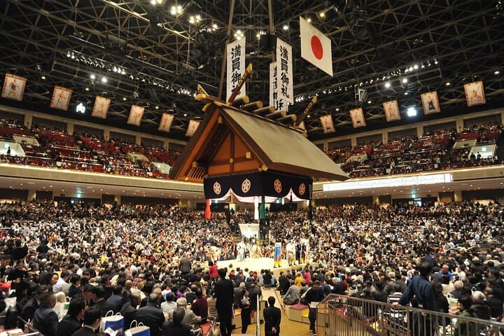 Premium Seat in Grand Sumo Tournament in Tokyo — photo 6