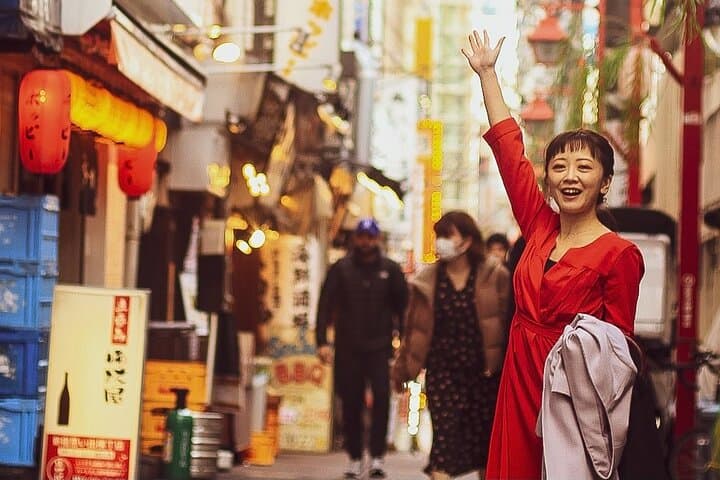 Private Tour in Shinjuku with a Spanish-Speaking Photographer — photo 8