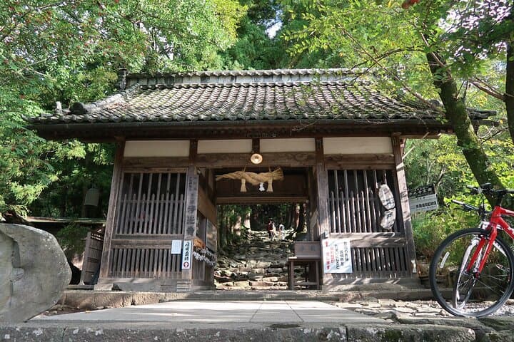 Bike Rentals in Nagano to Explore Snow Monkey Park. — photo 13