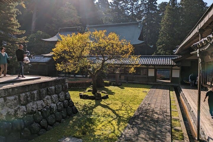 Full Day Tour Eiheiji Buddhist Temple and Fukui City Castle Town — photo 6