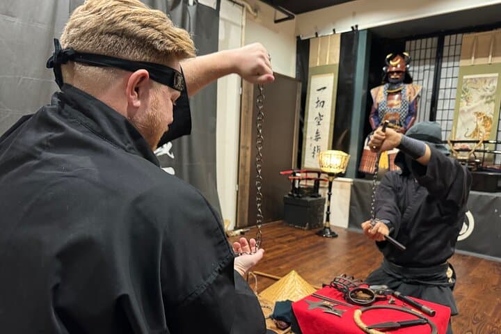 Real Samurai & Ninja Experience in Tokyo, 90‑Min Hands‑On Session — photo 1
