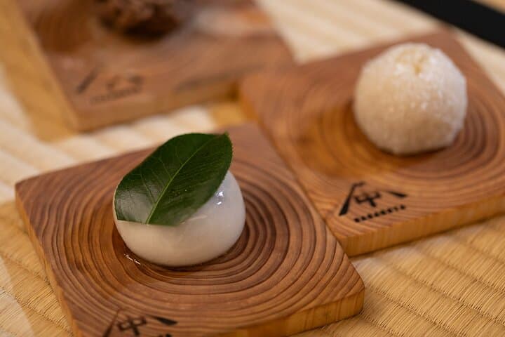 Private Tea Ceremony Experience in a Shopping Arcade Tea Room — photo 4