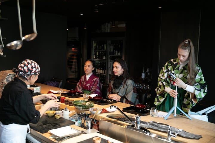 Private Japanese Cuisine Tour with Guide in Suzu-ki — photo 2