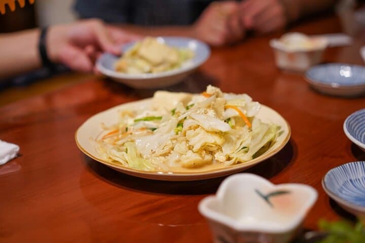 Okinawa Bar Hopping Tour with Sanshin Live in Music Town Koza — photo 9