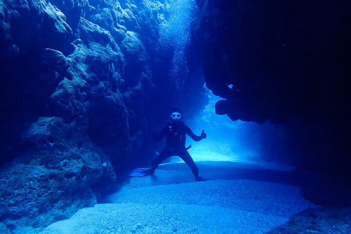 Okinawa: Scuba Diving Tour with Wagyu Lunch and English guide — photo 14