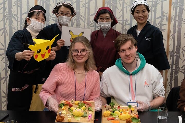 Making a Pokémon Pikachu character Bento — photo 12