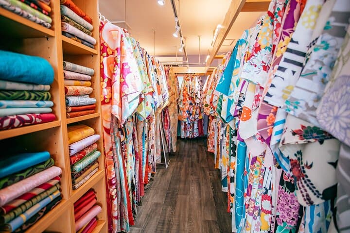 Special price couple (2 people) kimono commemorative photo shoot in Asakusa, Tokyo HANAYAKA kimono & yukata rental offer — photo 13