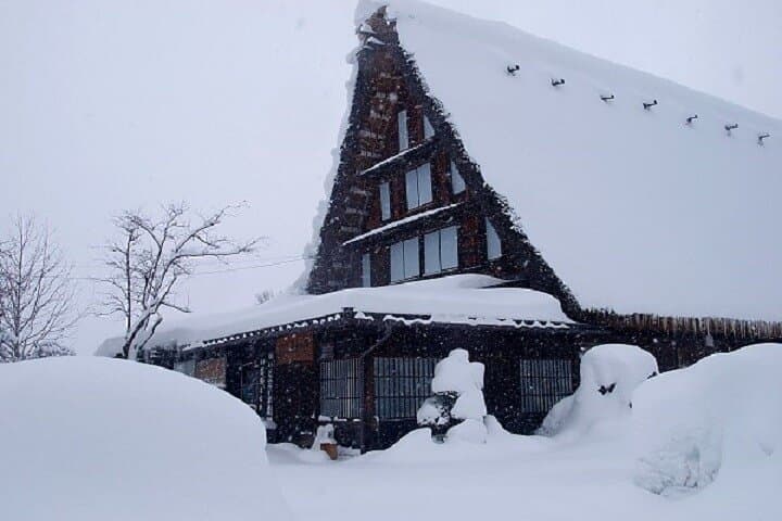 【Private Tour】Shirakawa-go & Takayama 1-day tour from Nagoya — photo 11