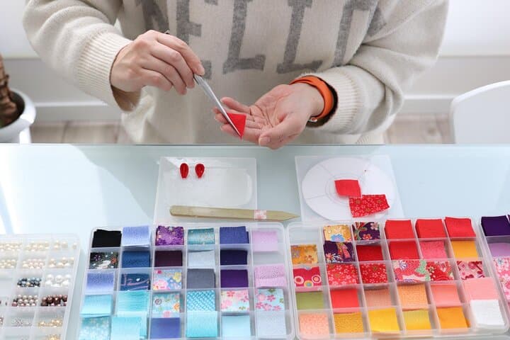 Experience Tsumami Zaiku and Making Wagashi in Tokyo — photo 2