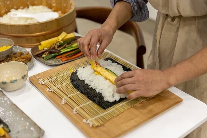 Artist Pottery and Cooking Class in the Old Streets of Mt. Hiei — photo 2