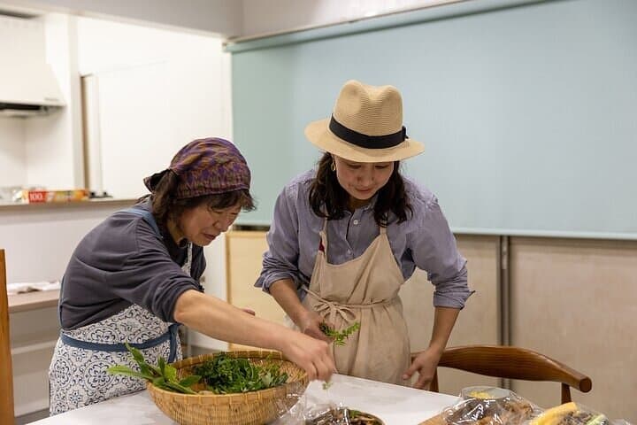 Artist Pottery and Cooking Class in the Old Streets of Mt. Hiei — photo 5