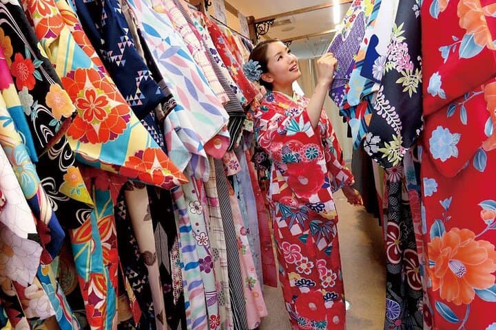 Kanazawa 6 hr Private Guided Tour & Kimono Experience — photo 4