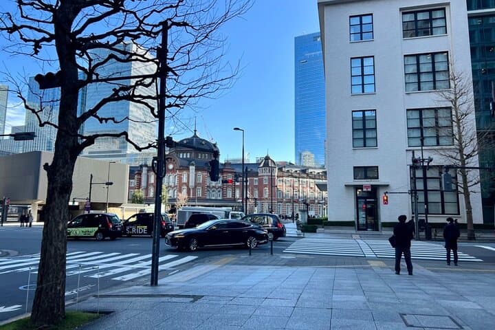 Tokyo walking tour around Imperial Palace and Tokyo Station — photo 8