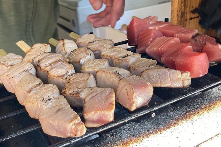 Tsukiji Fish Market Culture Walking and Food Tour — photo 4