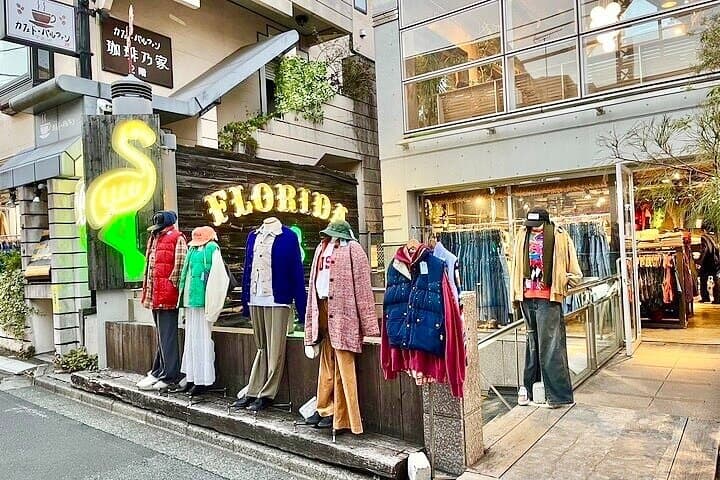 Tokyo Private Vintage Shopping Tour in a Town of youth culture — photo 7