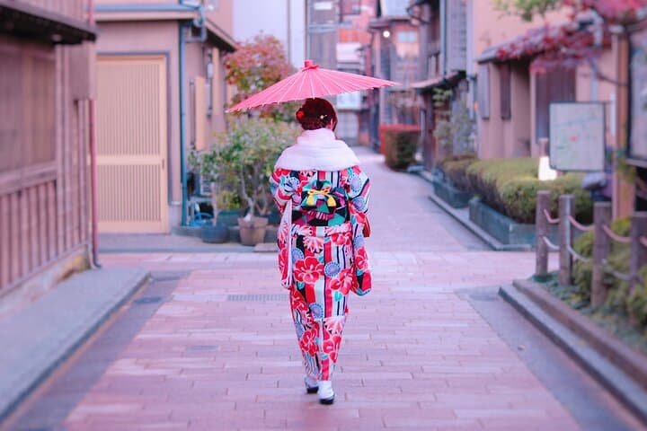 Kanazawa 6 hr Private Guided Tour & Kimono Experience — photo 6