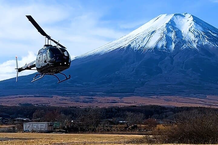 【TOKYO→FUJI】 Helicopter Oneway Transfer 35mins — photo 5