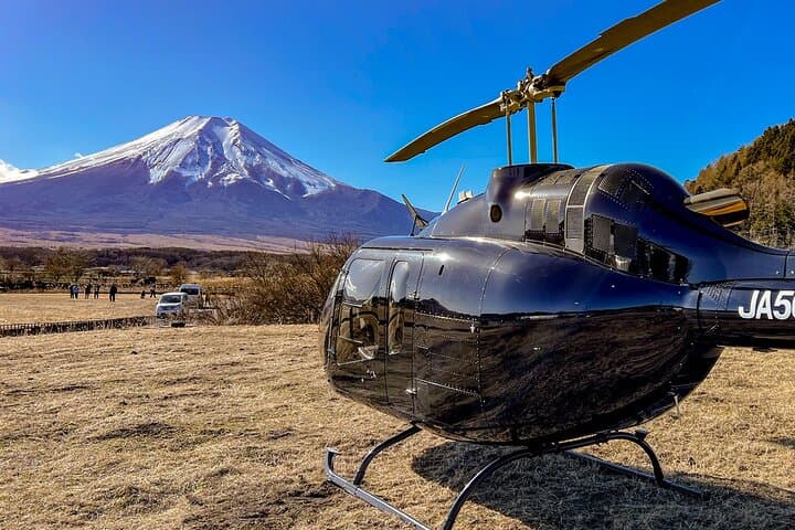 【TOKYO→FUJI】 Helicopter Oneway Transfer 35mins — photo 9
