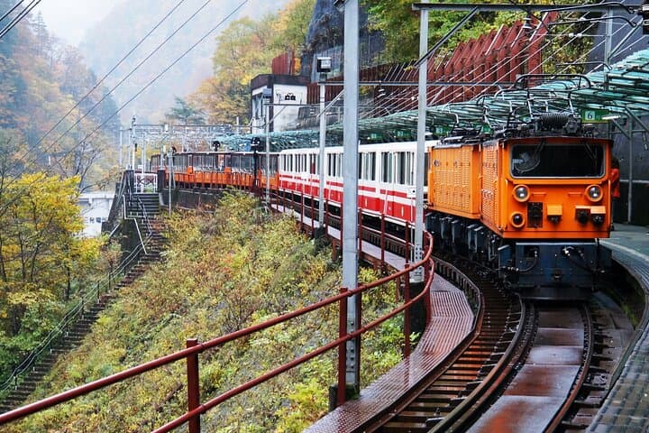 Full Day Tour to Kurobe Gorge and Unazuki Onsen from Kanazawa — photo 6