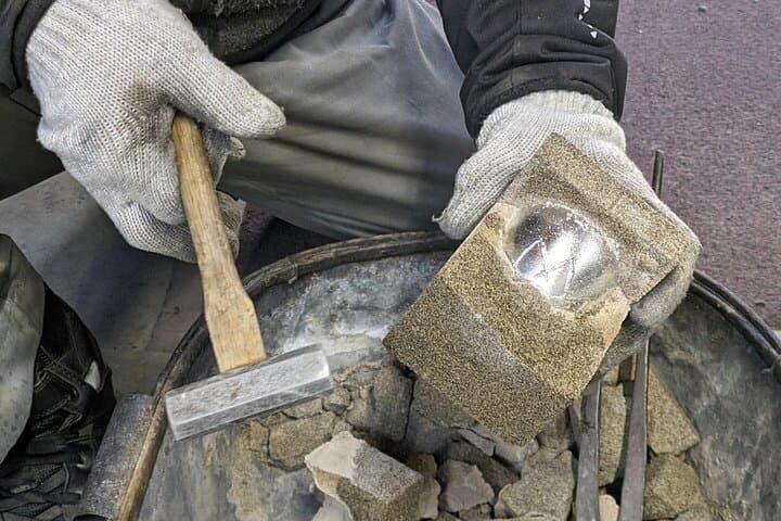 Toyama Bay and Takaoka Town Metalworking Tour From Kanazawa — photo 4