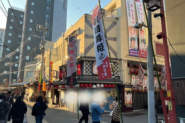 Tokyo: Asakusa Walking Tour of Sensoji Temple & Surroundings — photo 19