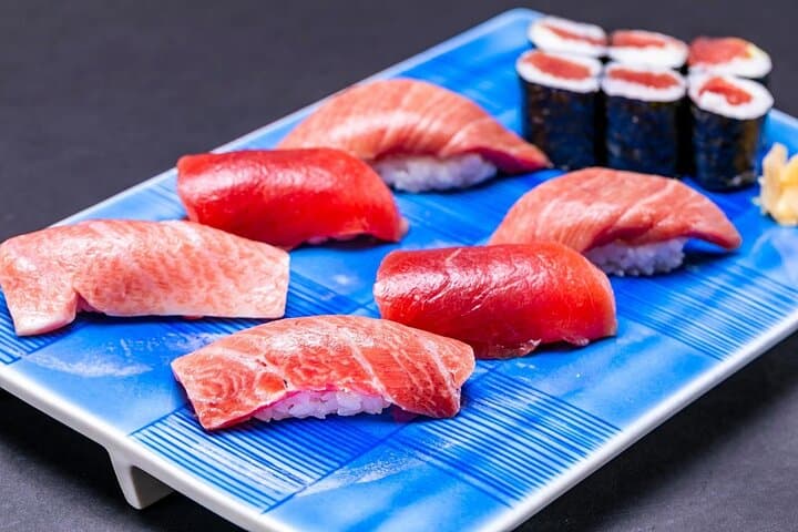 Sushi Nigiri Making Experience with a Sushi Chef — photo 6