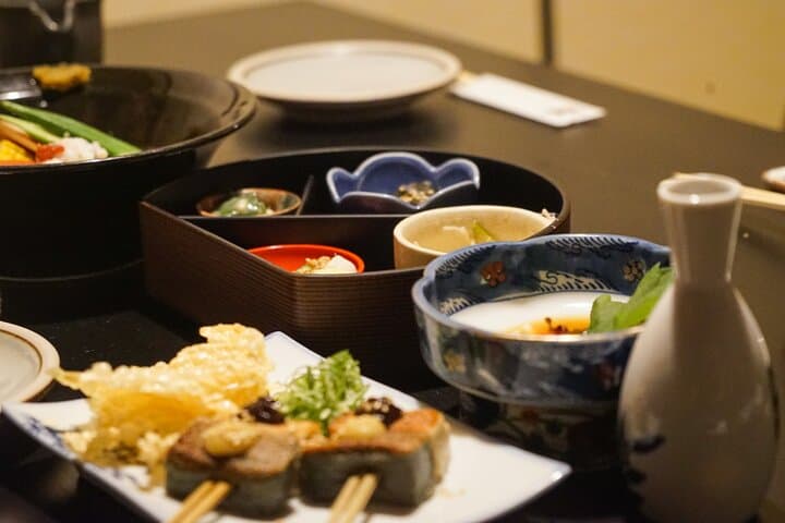 Dinner with Maiko in a Traditional Kyoto Style Restaurant Tour — photo 14