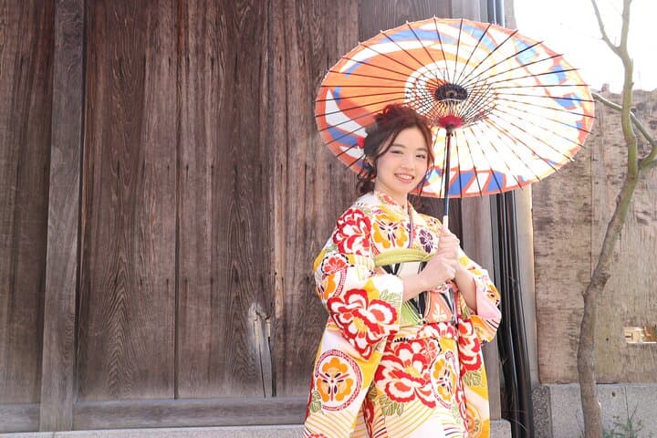 Osaka 6 hr Private Guided Tour & Kimono Experience — photo 2