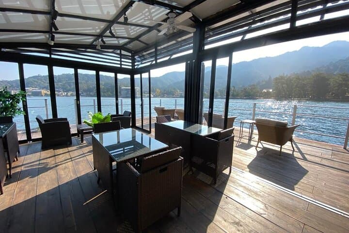 Lunch on Raft-Style Boat HANAIKADA on the west coast of Miyajima — photo 6