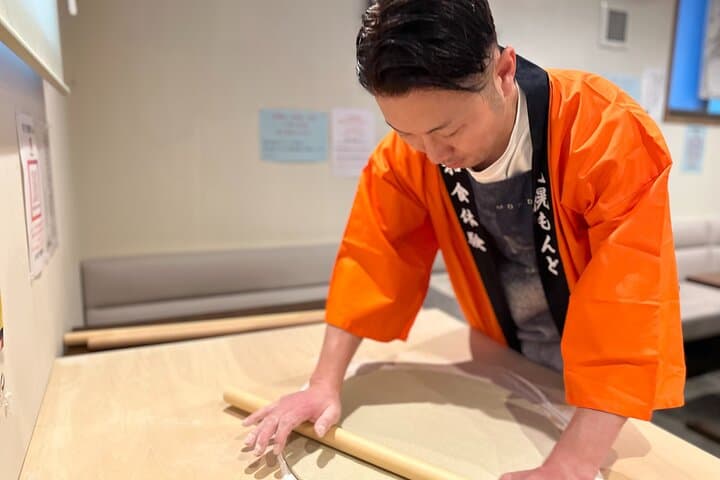 Watch the handmade soba craftsmen making it in private!After that, enjoy the freshly made soba! — photo 2