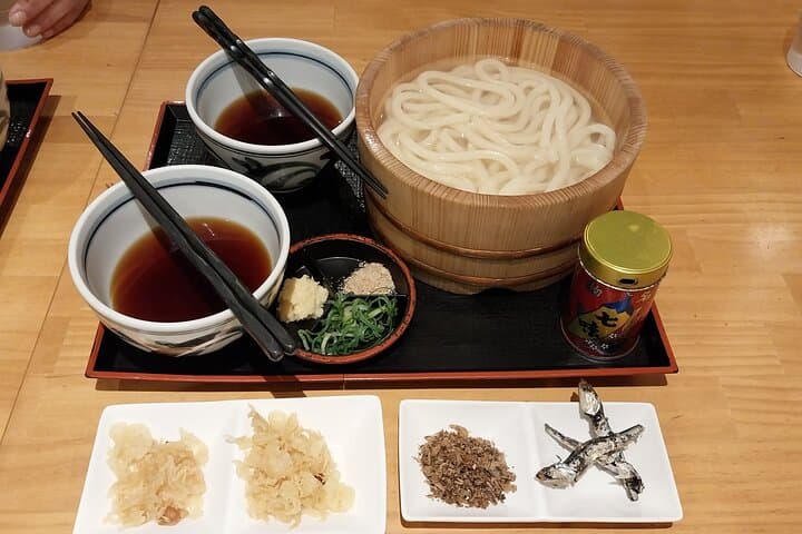 Osaka Food Tour with 10 Classic Japanese Tastings & Drinks — photo 2