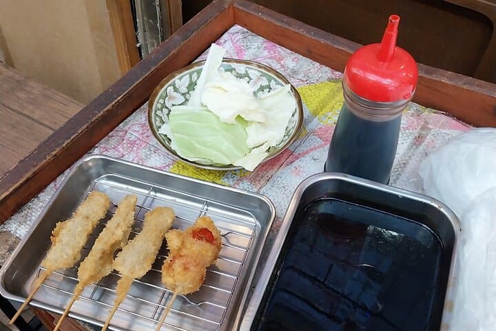 Osaka Food Tour with 10 Classic Japanese Tastings & Drinks — photo 14