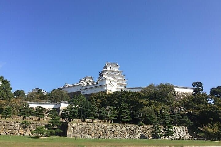 Half-Day Private Guided Tour to Himeji Castle — photo 4