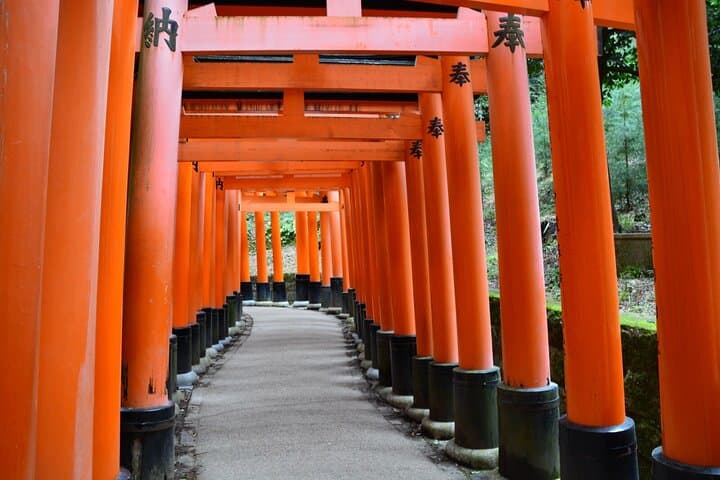 Kyoto Heritage Path - Fushimi Inari's Mystery to Kiyomizu Temple — photo 5