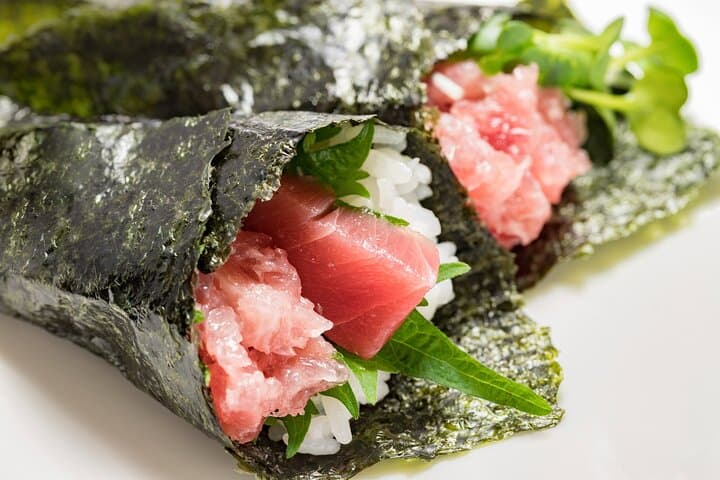 Hand-rolled Sushi Temaki Zushi Workshop in Tokyo — photo 7