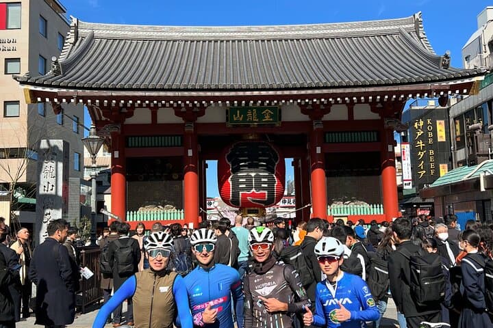English/Italian guided cycling tour in Tokyo — photo 4