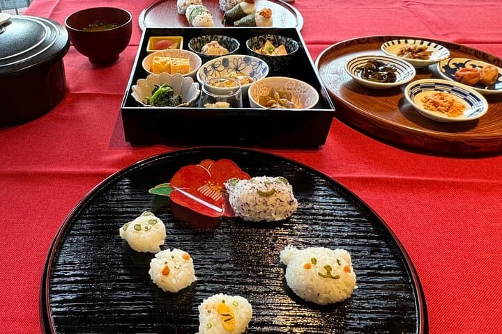 Make Rice Balls and Enjoy a Japanese Home-Style Lunch in Yanaka — photo 6