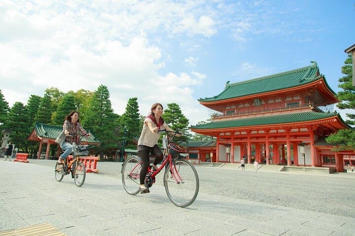 Start from Kyoto Station: Early Morning E-Bike Tour with Kyotoite — photo 12