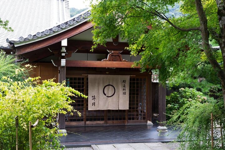 Explore Arashiyama Bamboo Forest with Authentic Zen Experience — photo 9